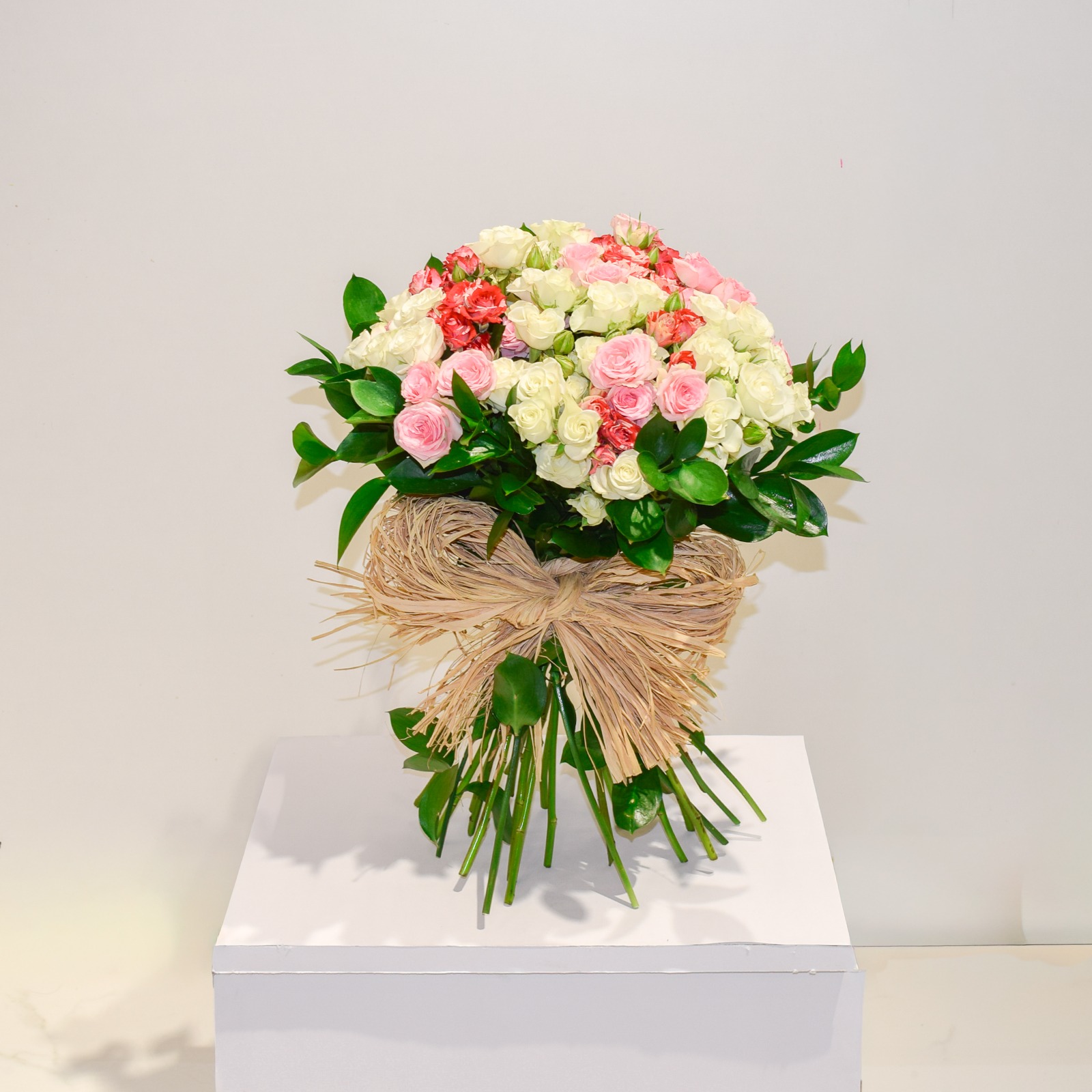 Mix Spray Roses Bouquet Dubai
